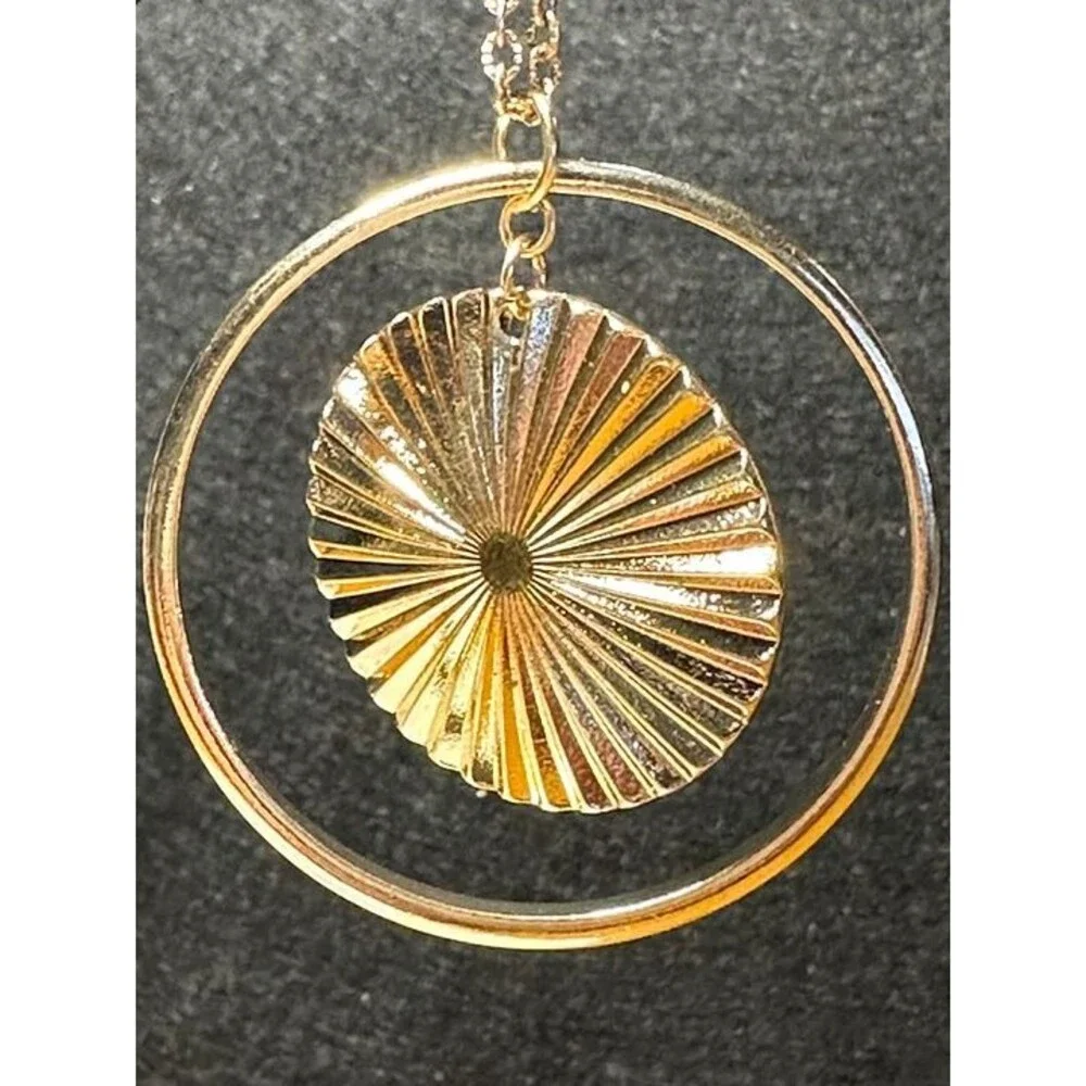 élie Gold Sunburst Medallion Pendant Necklace Circle Halo NWT New Boho Jewelry